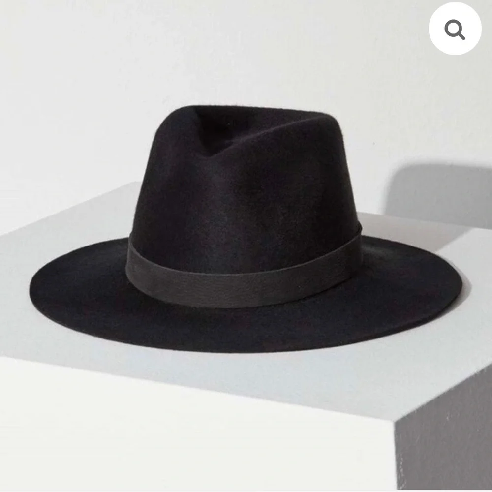 Janessa Leone Packable Wool Hat - Picture 1 of 8